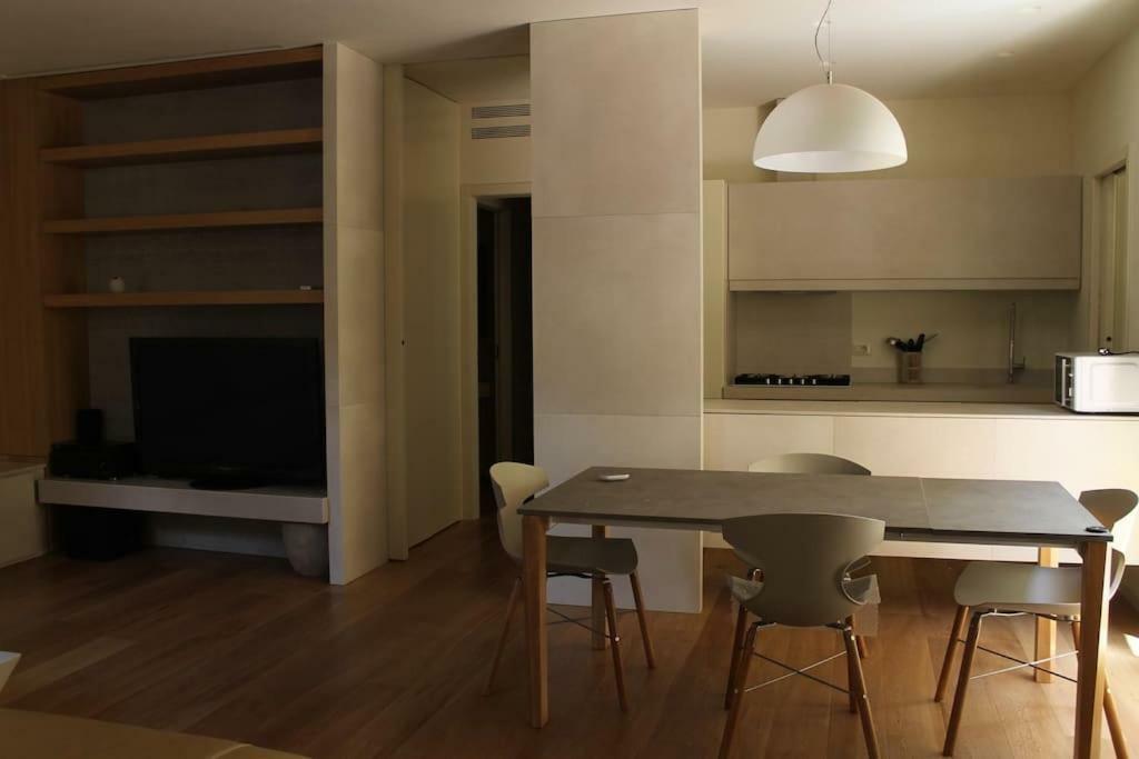Appartamento Moderno In Centro Storico Lucca Eksteriør billede