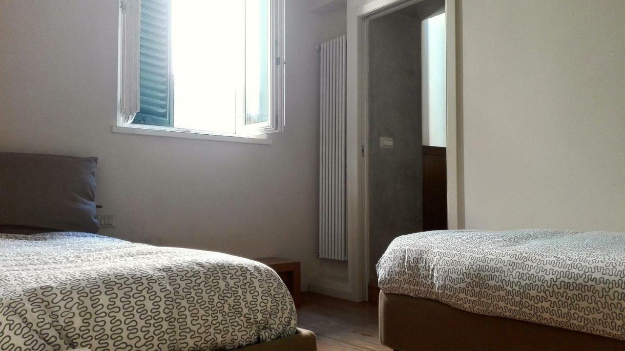 Appartamento Moderno In Centro Storico Lucca Eksteriør billede