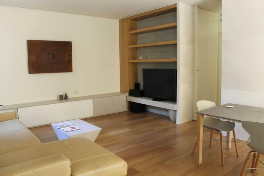 Appartamento Moderno In Centro Storico Lucca Eksteriør billede